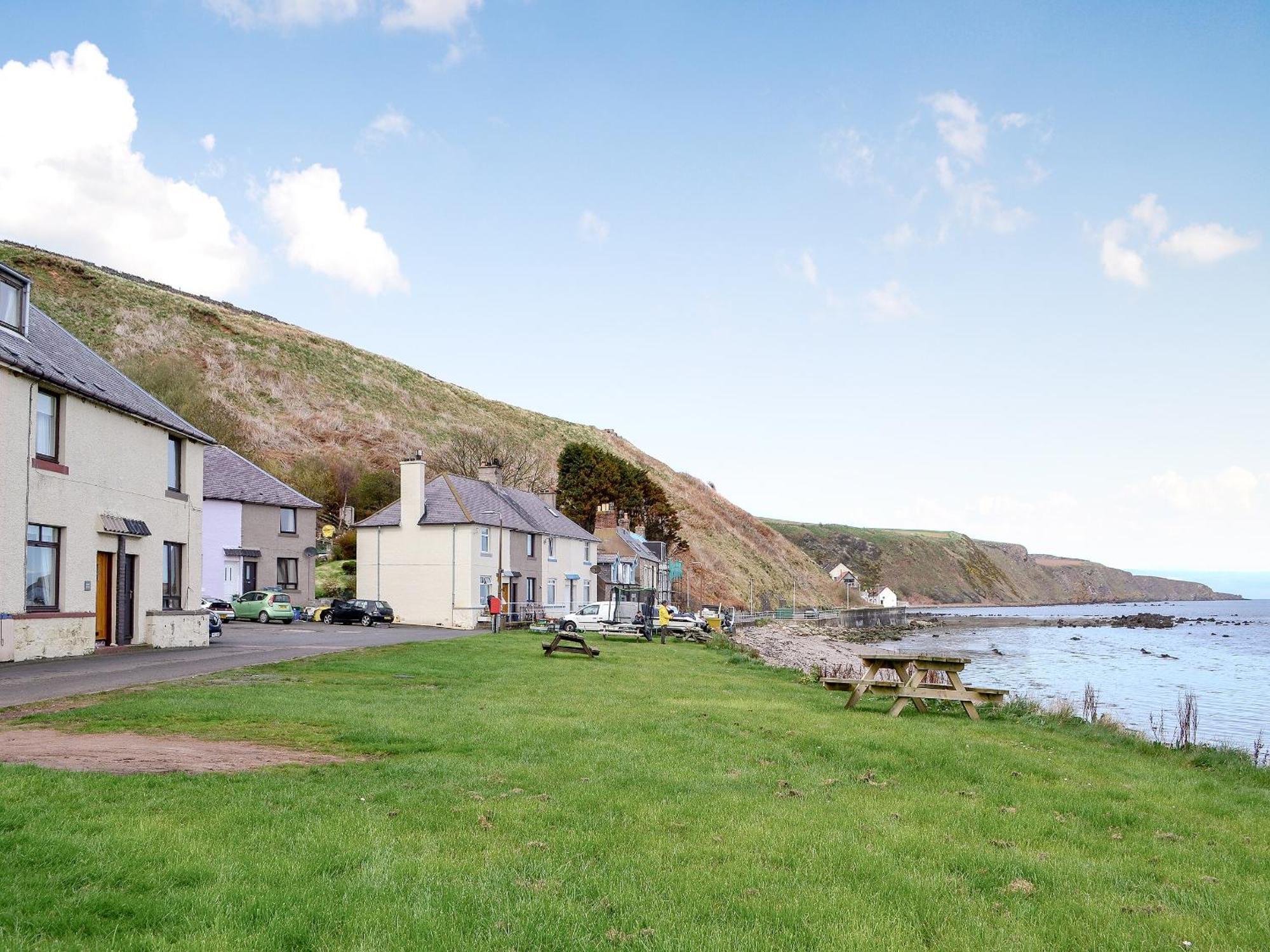 Archies Cottage Burnmouth Экстерьер фото